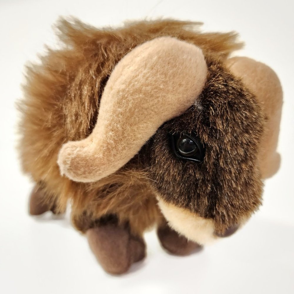Alaskan Friends Musk Ox Plush - NWT Rare and Collectible toy doll